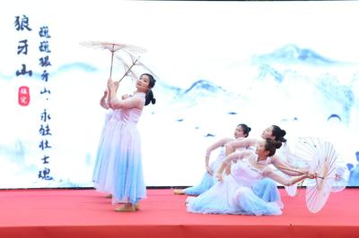 茗香四溢迎盛會(huì)，官港茶韻啟新篇——東至縣官港鎮(zhèn)茶業(yè)聯(lián)盟成立揭牌儀式暨首屆茶文化節(jié)開(kāi)幕側(cè)記